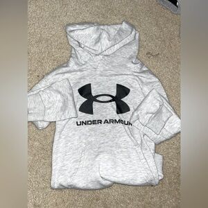 boys under armour size 7 hoodie